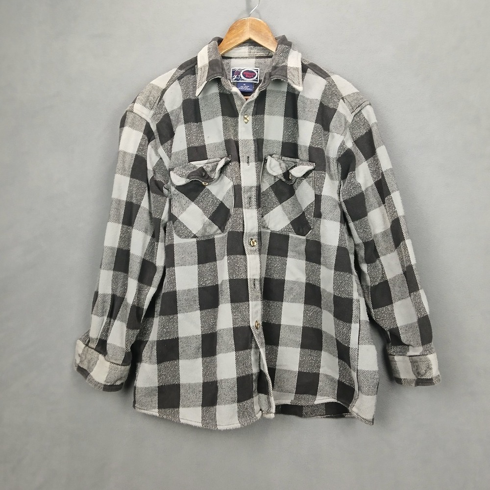 Williams Bay Flannel Shirt Mens Light‎ Gray Black Plaid Chest Pocket Button Up